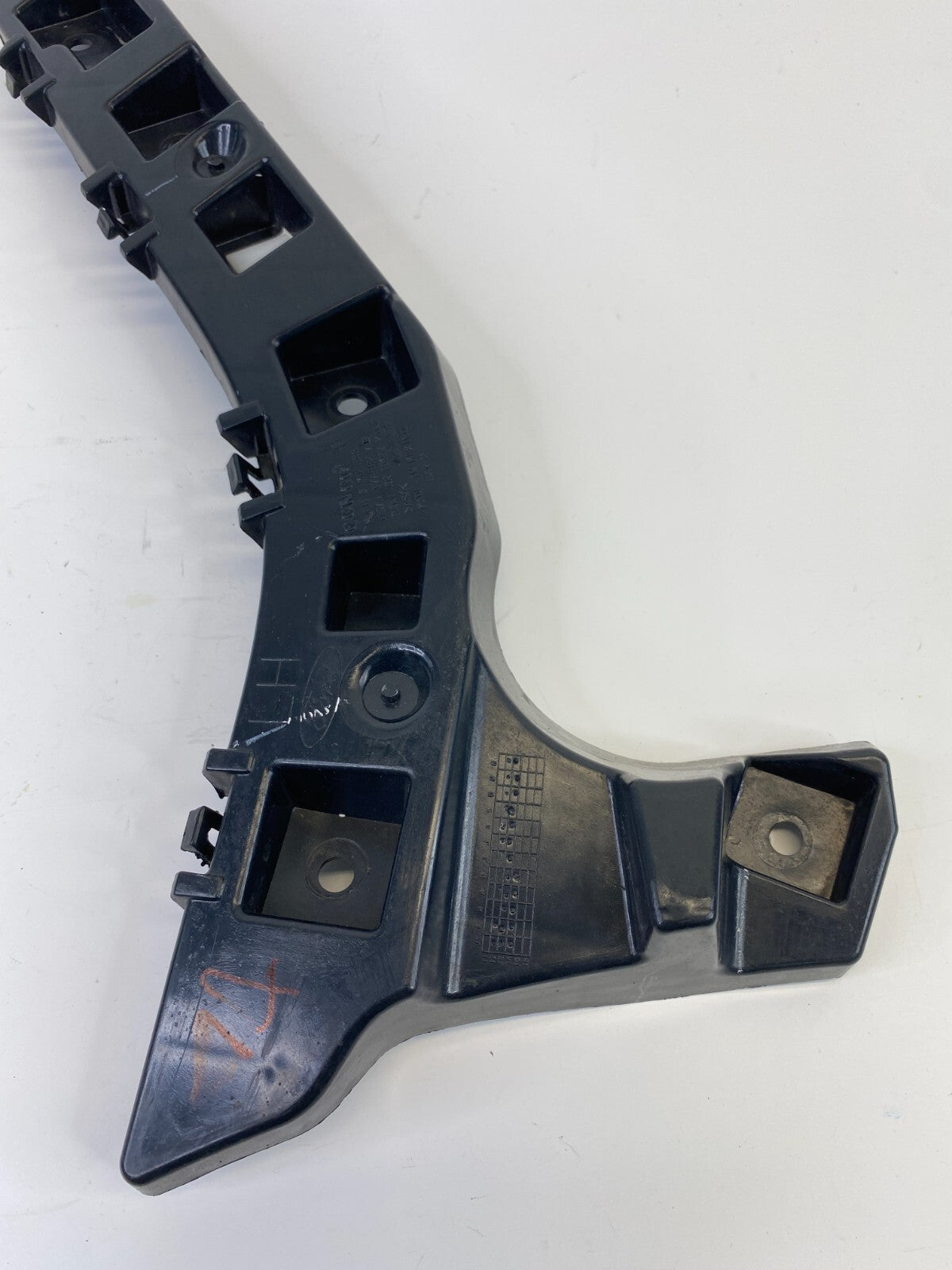 2013-2019 Ford Fusion Rear Left Side Bumper Bracket Mount DS73-17A882-AE OEM
