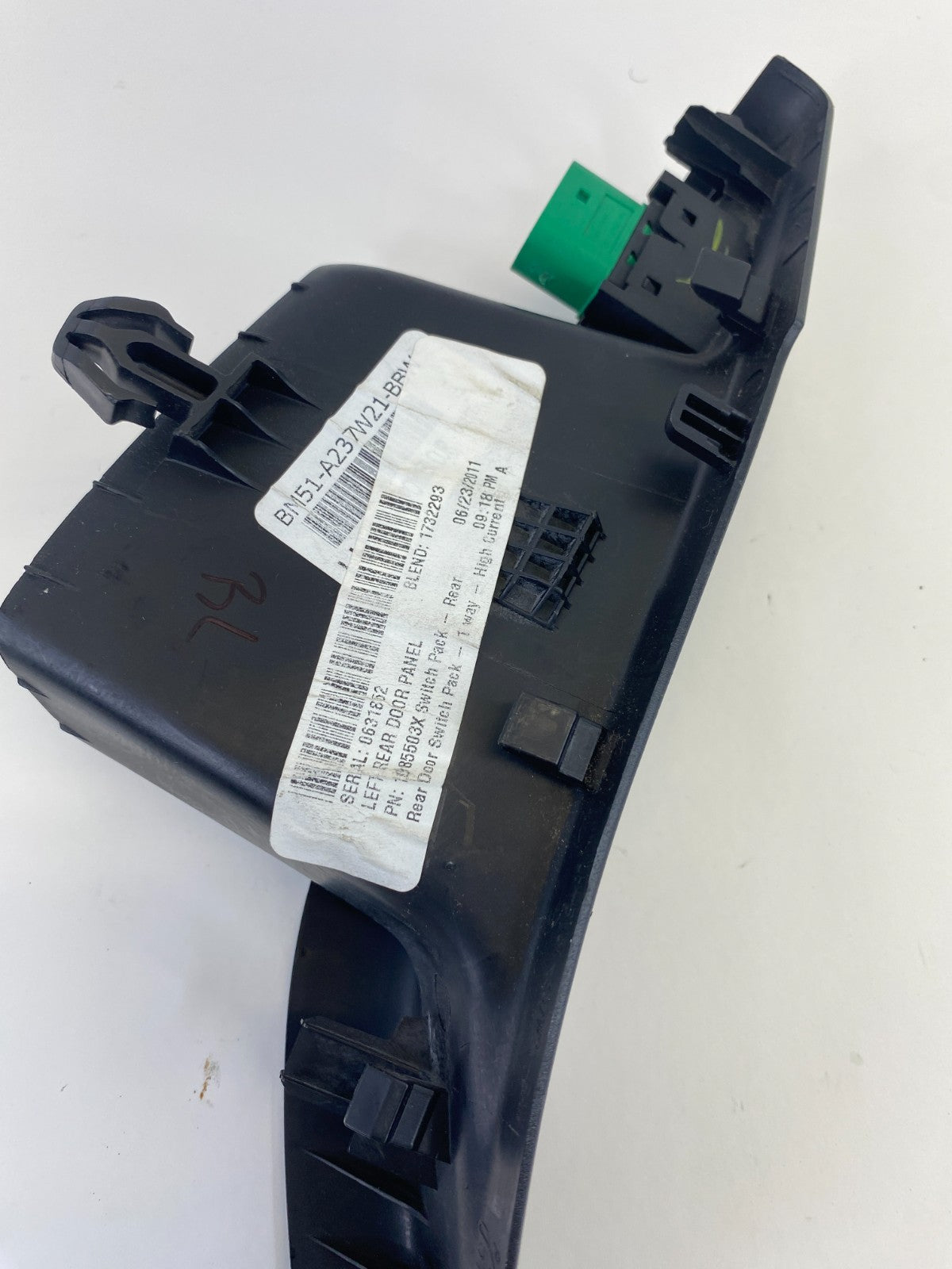 2012-2018 Ford Focus Rear Left Side Door Power Window Control Switch w/ Bezel