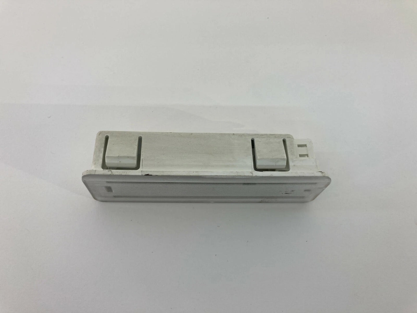 1996-2002 BMW 740IL Z3 REAR RIGHT SIDE DOOR COURTESY LIGHT LAMP 63311383055