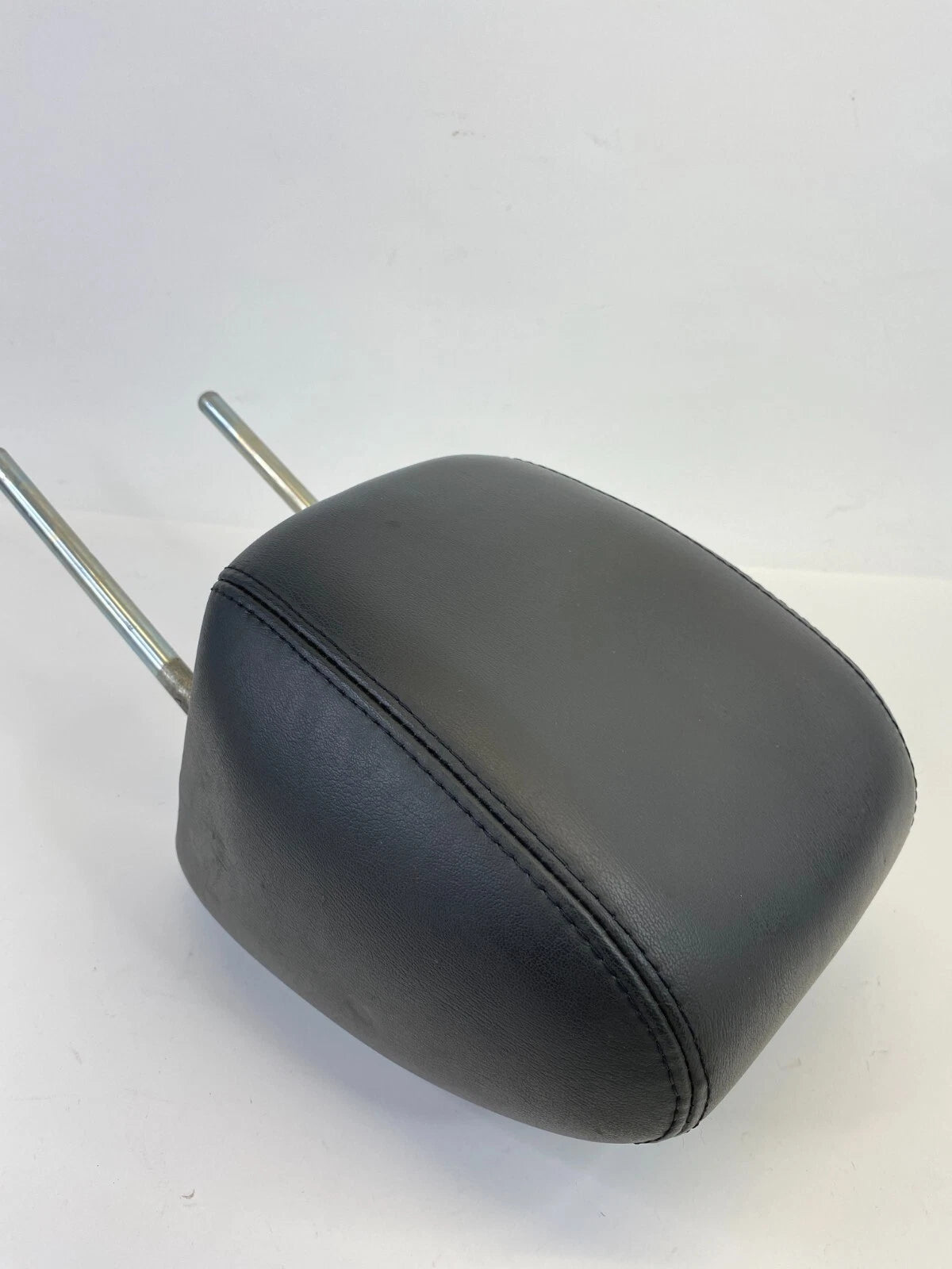 2010-2012 GMC ACADIA FRONT LEFT SIDE SEAT HEADREST HEAD REST ASSY OEM