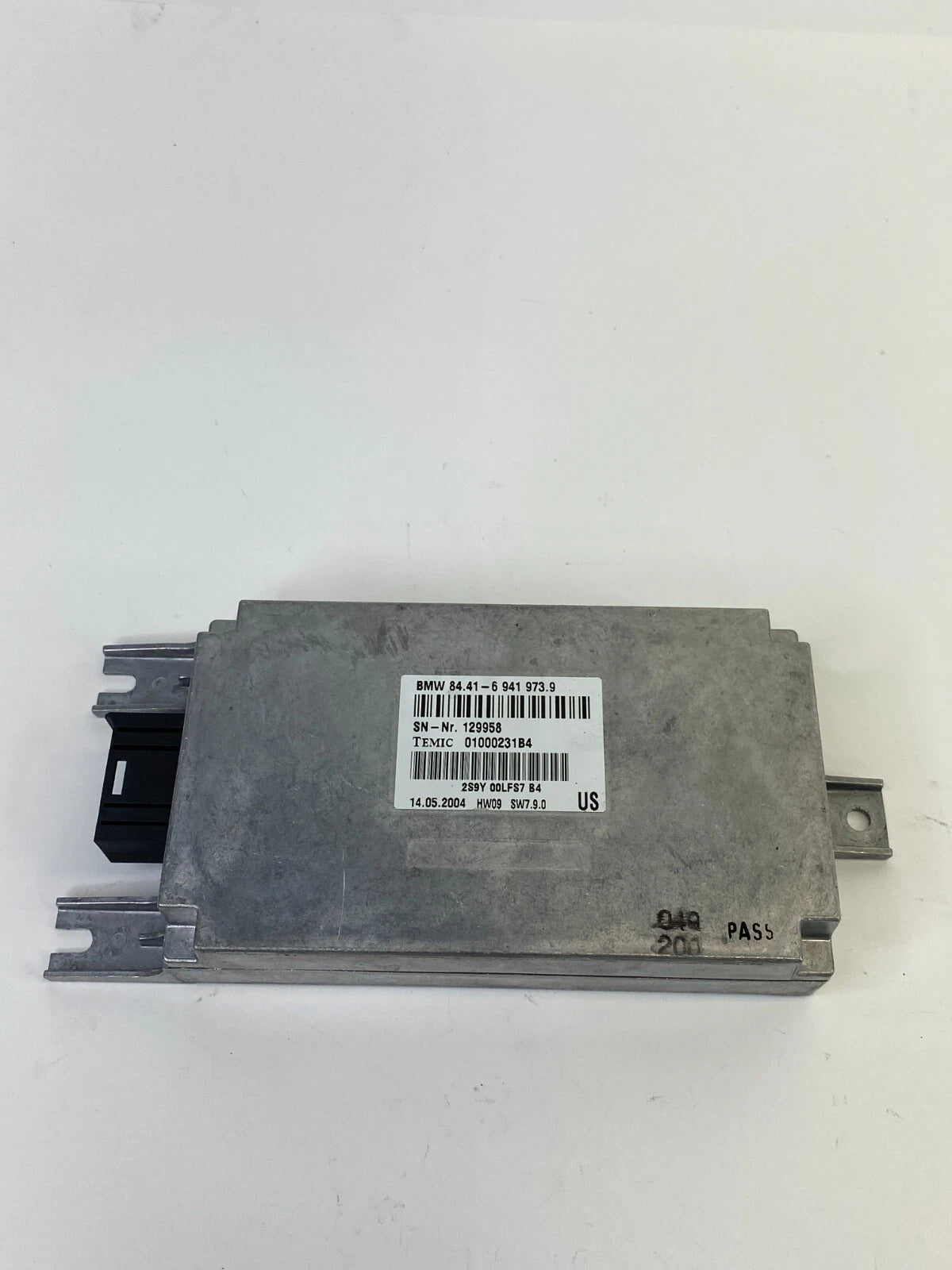2002-2005 BMW 745I VOICE INPUT COMMUNICATION CONTROL MODULE OEM 84416941973