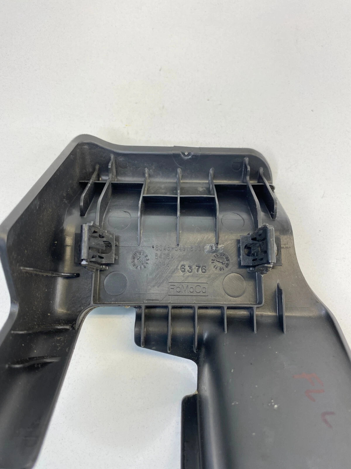 2008-2011 FORD FOCUS FRONT LEFT SEAT RAIL TRACK COVER BEZEL TRIM 8S43-564I8D0I