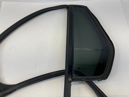 2010-2017 GMC Terrain Rear Left Side Door Vent Window Glass E1143R-000265