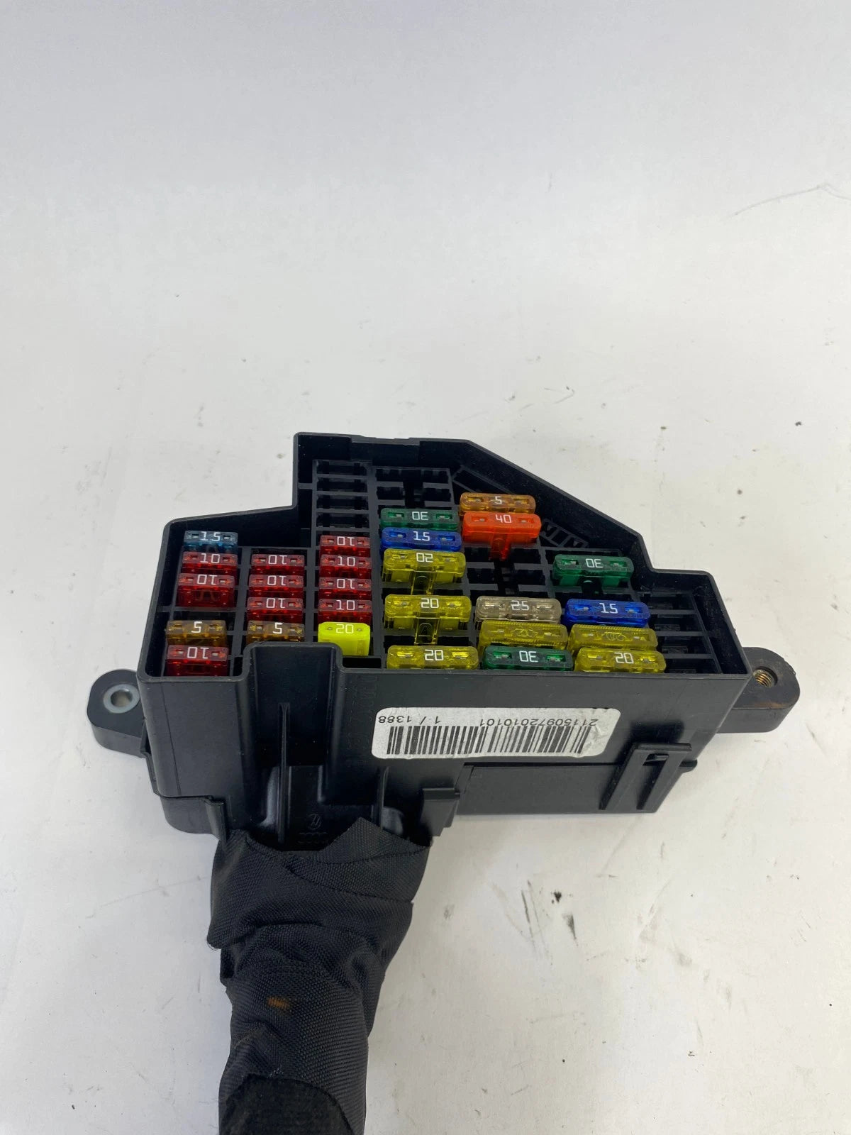 2009-2017 VOLKSWAGEN CC FUSE PANEL RELAY HOLDER BLOCK INTERIOR FRONT OEM FACTORY