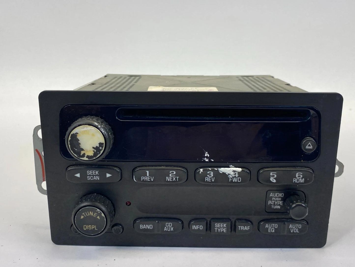 2003-2005 GMC ENVOY AM/FM RADIO RECEIVER STEREO CD DISC PLAYER 15104155 OEM