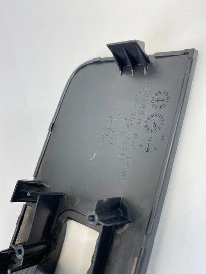 2002-2006 HONDA CR-V CRV FRONT RIGHT PASSENGER WINDOW SWITCH BEZEL TRIM COVER