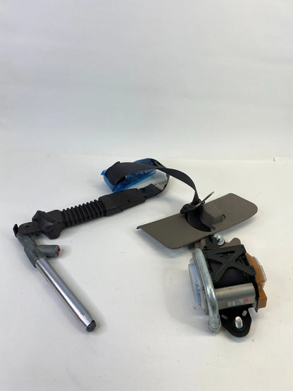 2010-2015 HYUNDAI TUCSON FRONT RIGHT SEAT BELT PASSENGER RETRACTOR 2S506MBS OEM