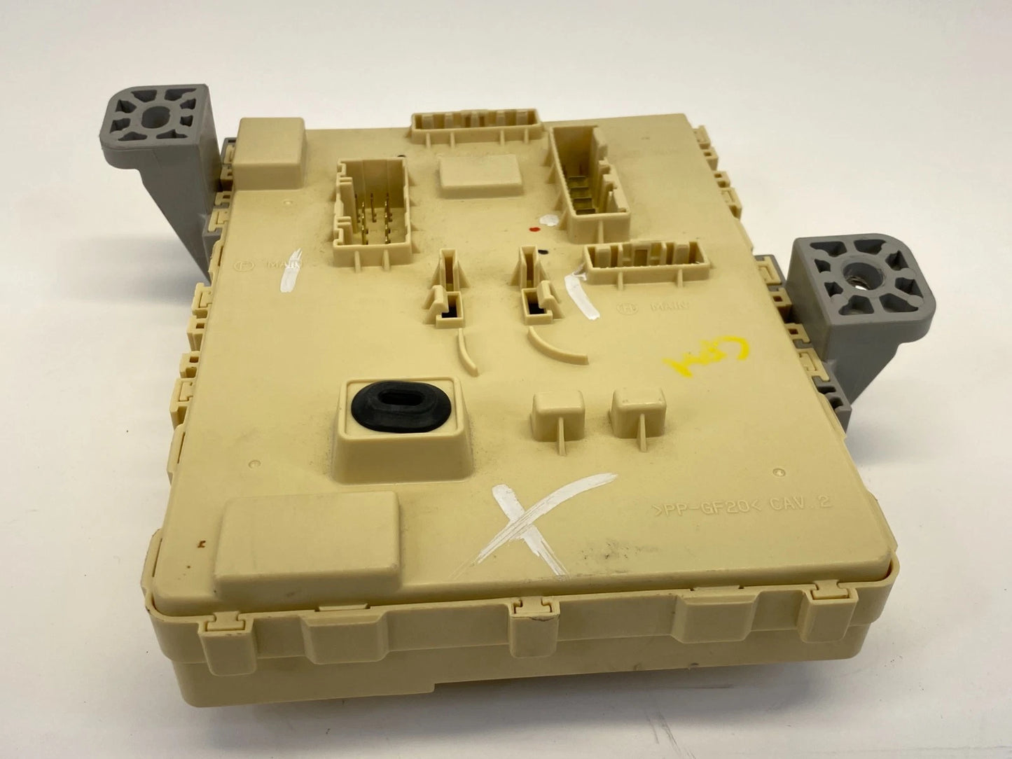 2017 2018 HYUNDAI SANTA FE SPORT ENGINE FUSE BOX BLOCK TERMINAL 919504Z590 OEM