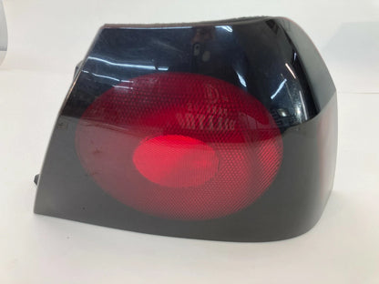 2000-2004 CHEVROLET IMPALA REAR RIGHT PASSENGER OUTER TAIL LIGHT 16525262 OEM