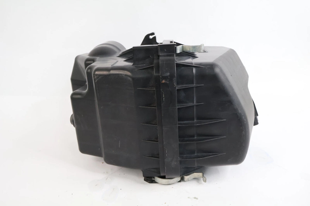 2007-2018 TOYOTA YARIS 1.5L ENGINE AIR CLEANER INTAKE FILTER HOUSING 17705-21100