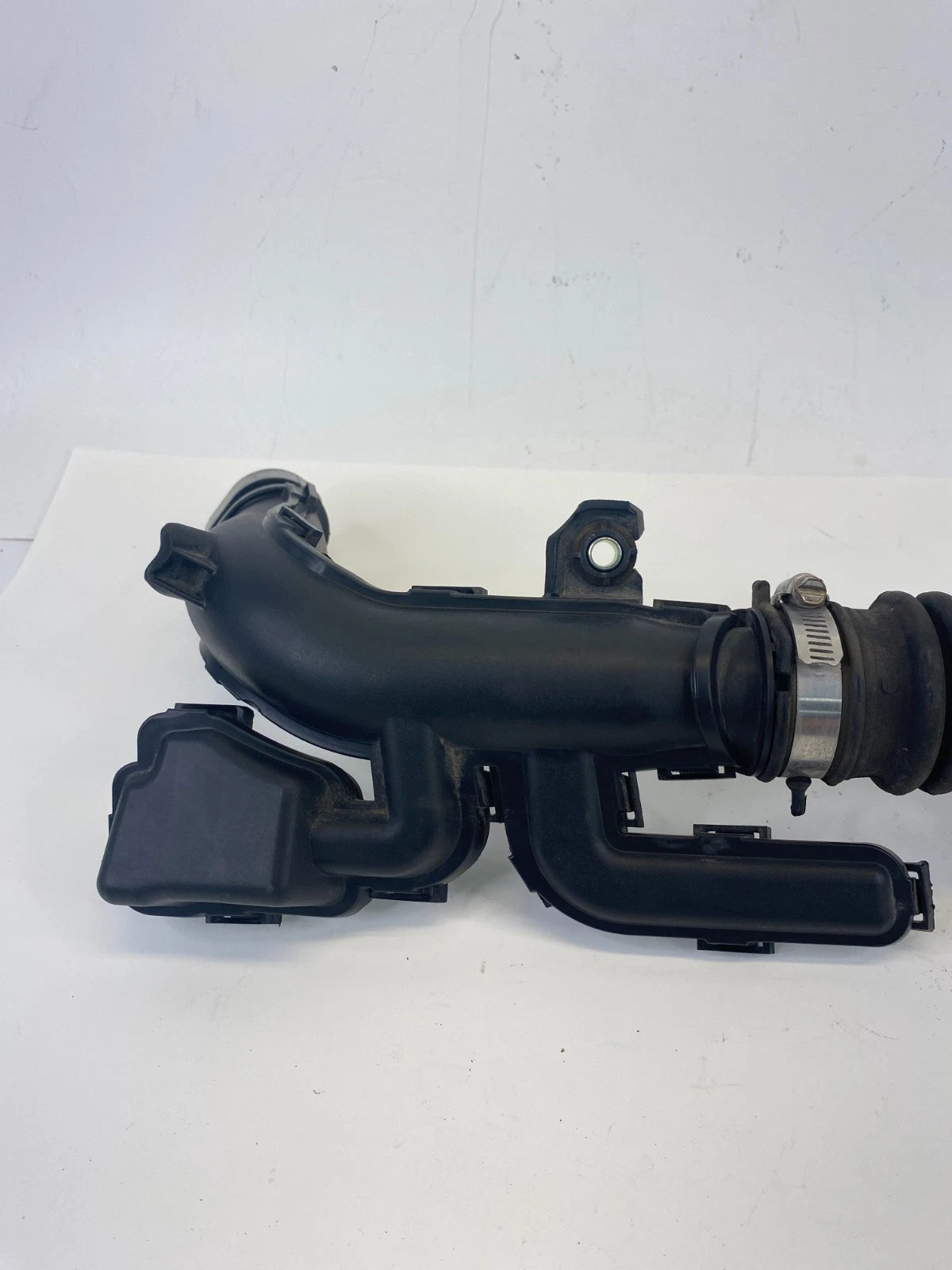 14-19 Nissan Versa Note 1.6L Engine Air Cleaner Duct Pipe W/ Resonator 72141226