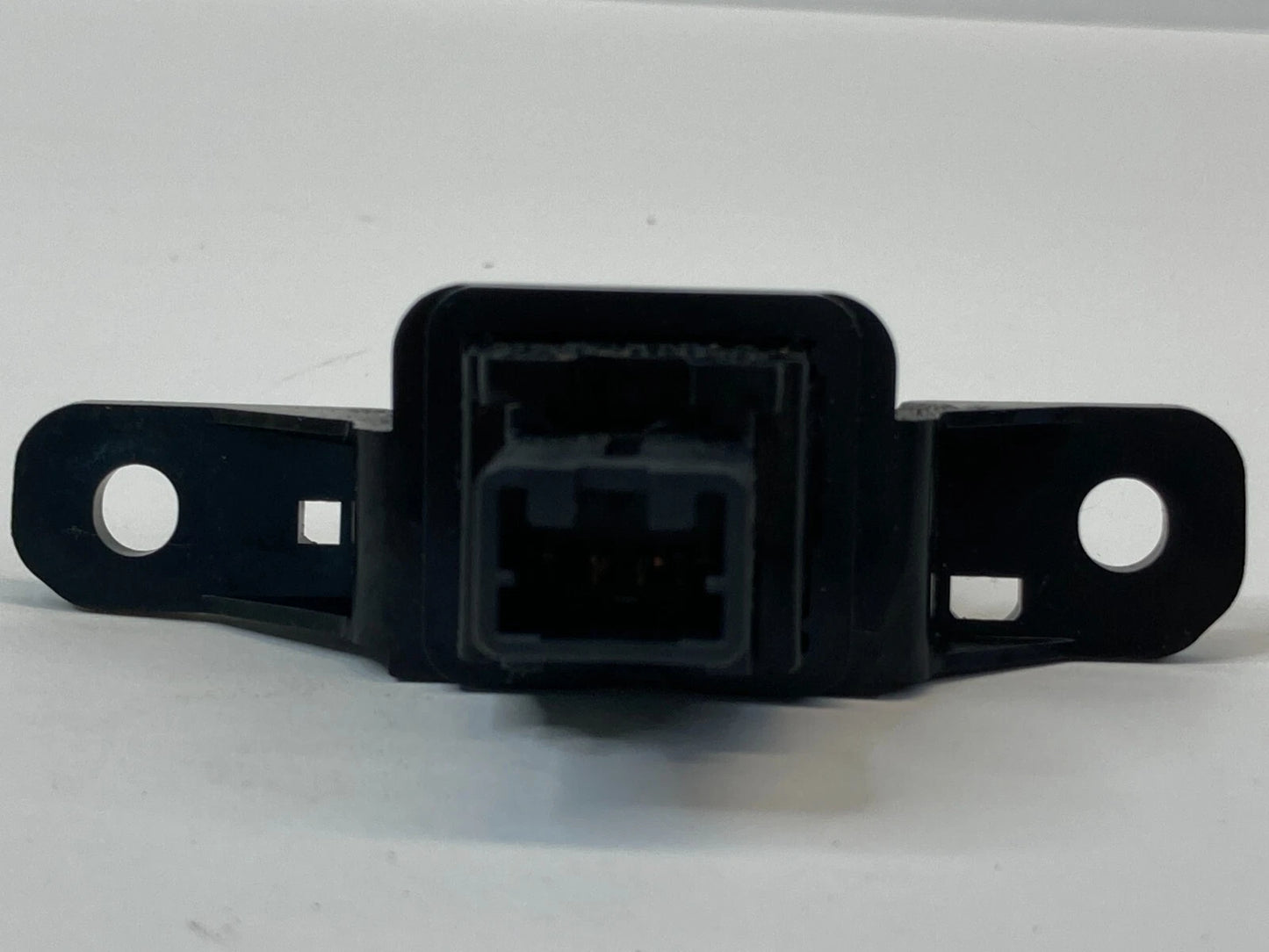 2007-2013 NISSAN ALTIMA HAZARD EMERGENCY WARNING LIGHT BUTTON SWITCH ASSEMBLY