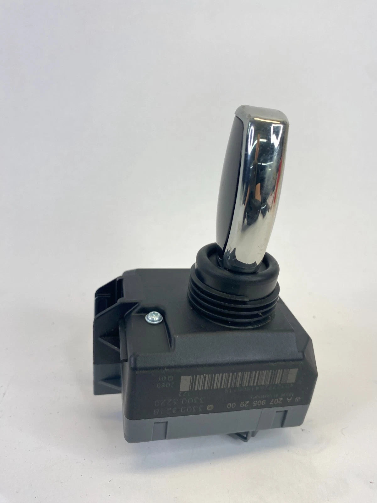 2010-2015 MERCEDES-BENZ GLK350 IGNITION SWITCH CONTROL MODULE W/ KEY A2079052900