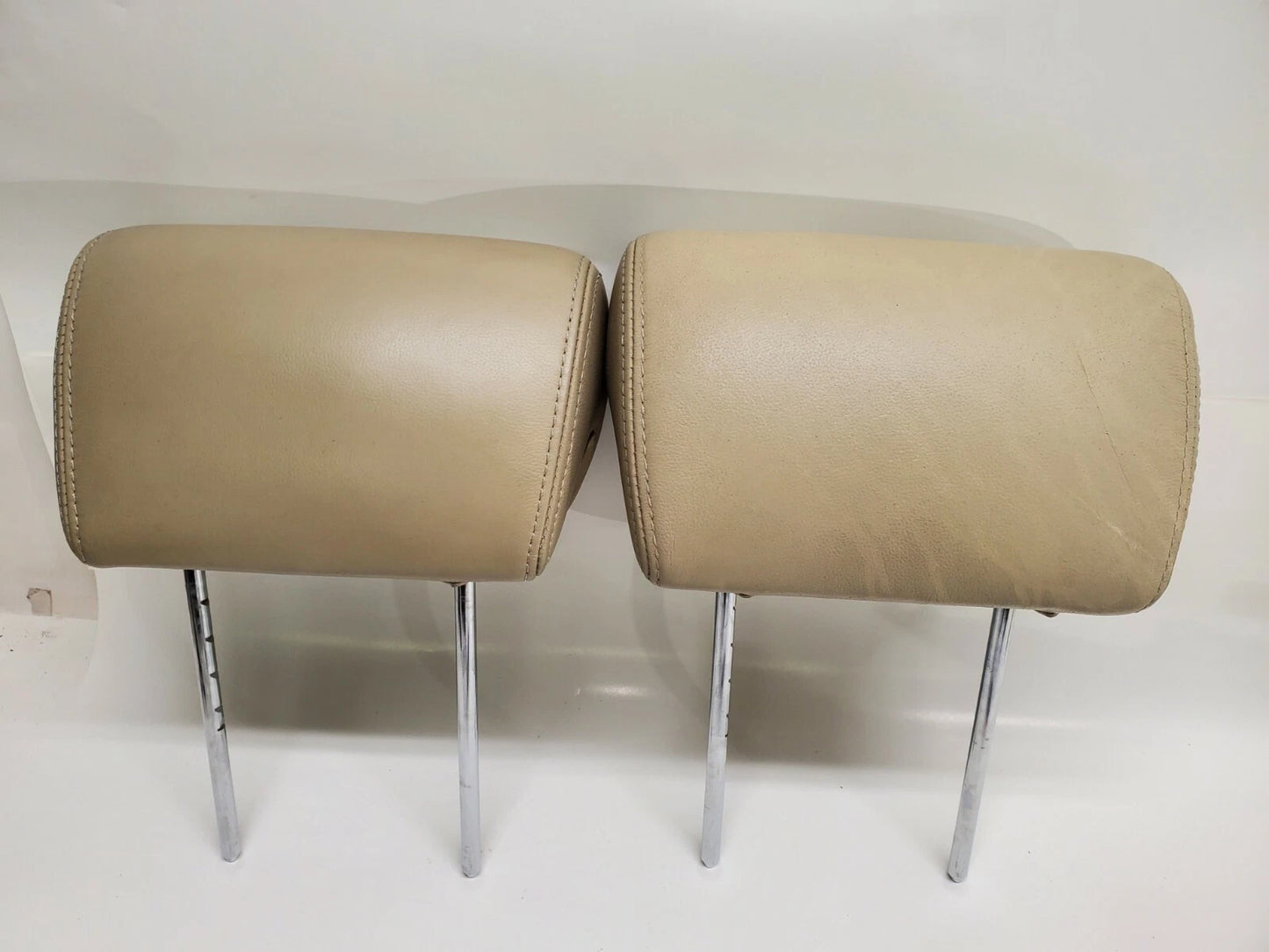06 07 08 09 10 11 HYUNDAI AZERA FRONT SEAT HEADREST HEAD REST SET PAIR LEATHER