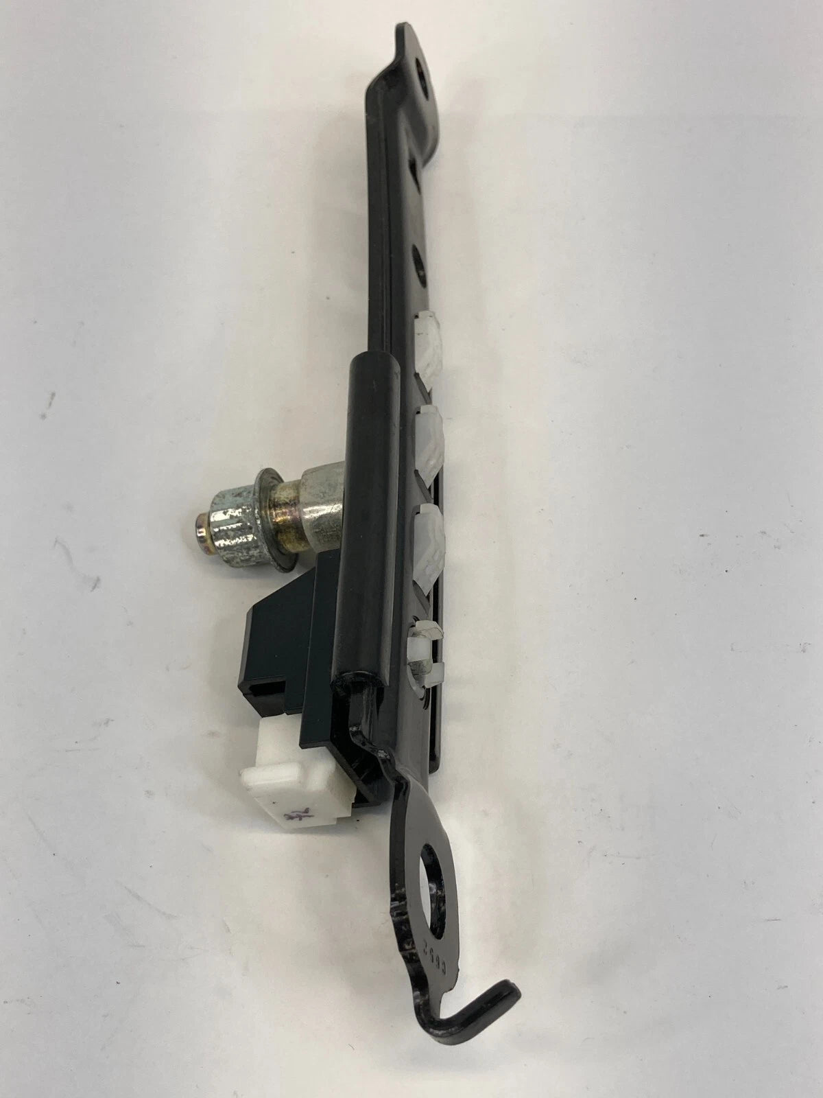 07-14 TOYOTA CAMRY 07-11 MATRIX FRONT LEFT SIDE SEAT BELT HEIGHT ADJUSTER OEM
