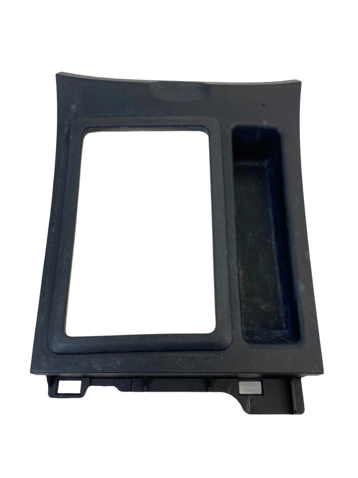 2004-2006 MAZDA 3 SEDAN A/T CENTER CONSOLE SHIFT SHIFTER BEZEL TRIM BP4N64341