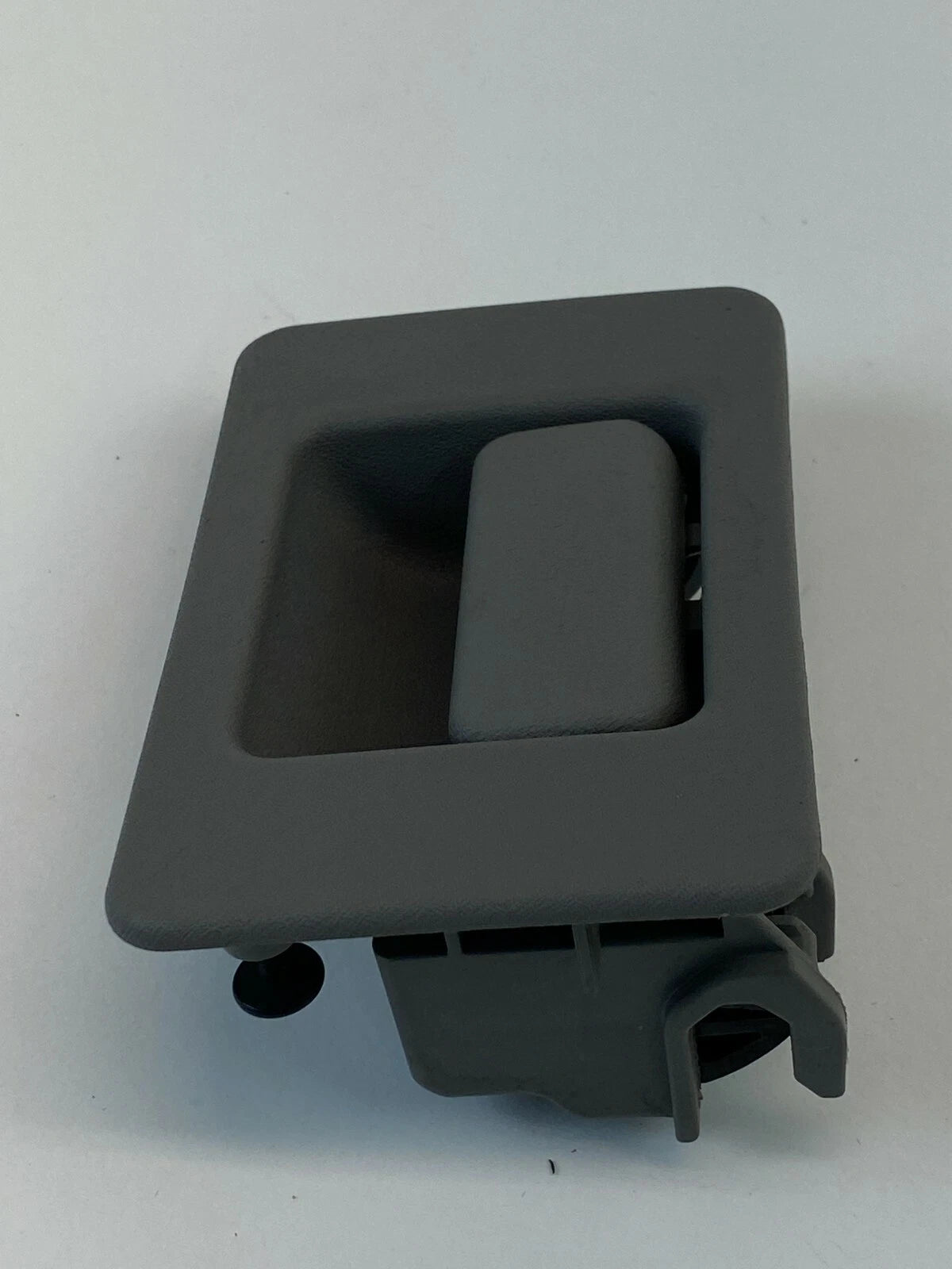 1995-2001 FORD EXPLORER FRONT DASH GLOVE BOX LOCK OPENER HANDLE XL2A-1006004-AAW
