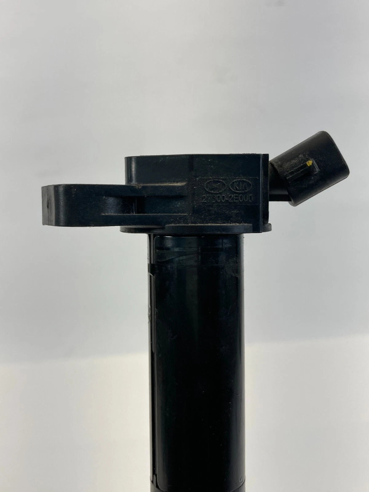 2011-2016 HYUNDAI ELANTRA 1.8L ENGINE IGNITER IGNITION COIL 27300-2E000 OEM