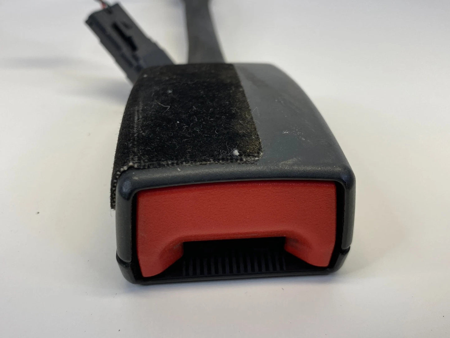 2013-2015 FORD ESCAPE SEAT BELT BUCKLE RECEIVER DRIVER LEFT CJ54-61209-A OEM