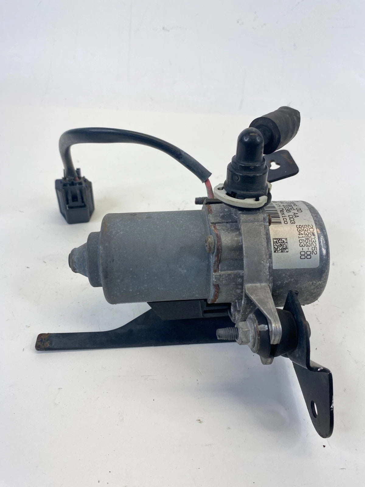 2010-2017 Buick Enclave Auxiliary Power Brake Booster Auxiliary Pump 20803252