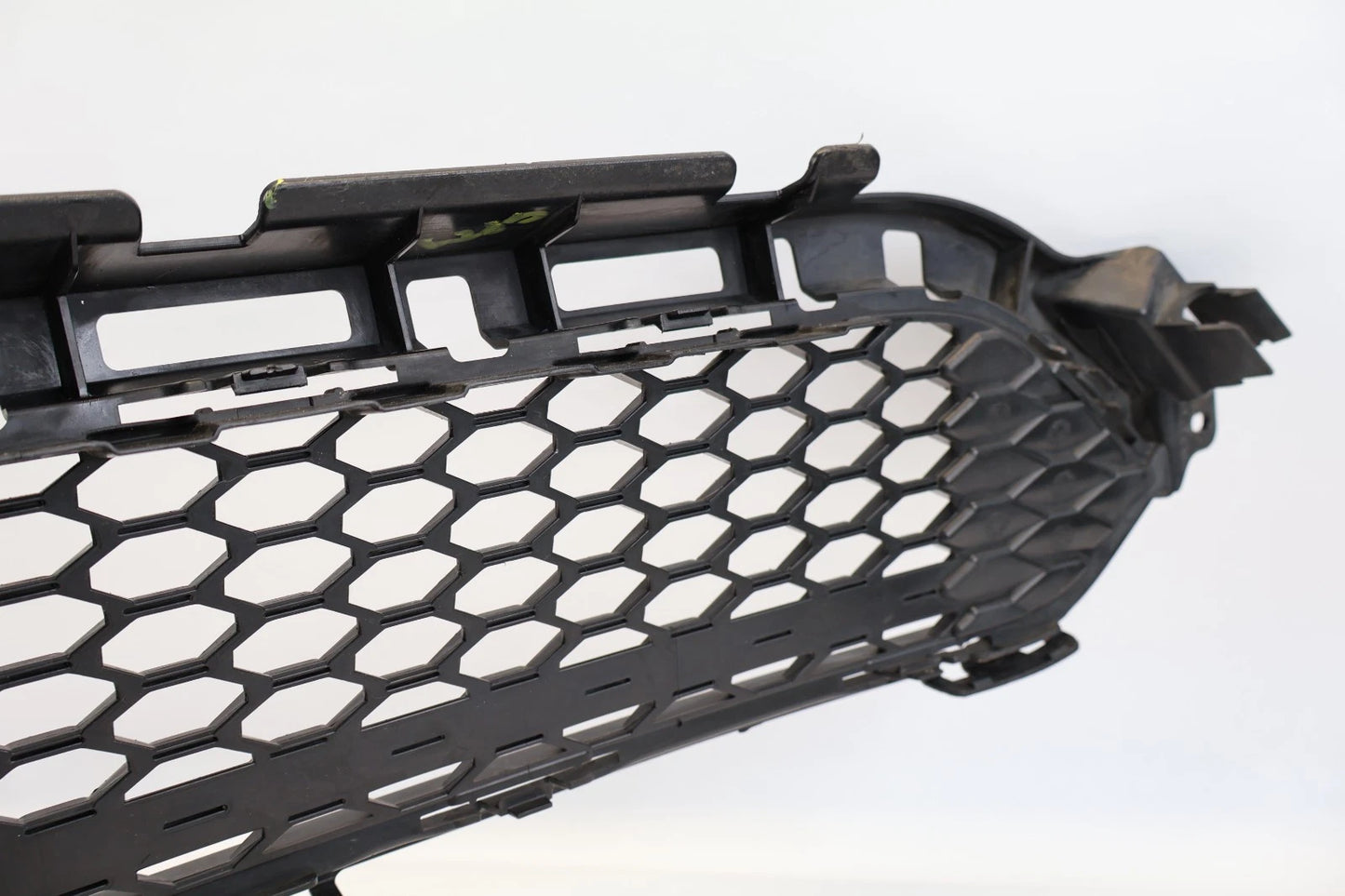 2016 2007 2018 HONDA PILOT FRONT BUMPER LOWER GRILLE GRILL 71113-TG7 OEM