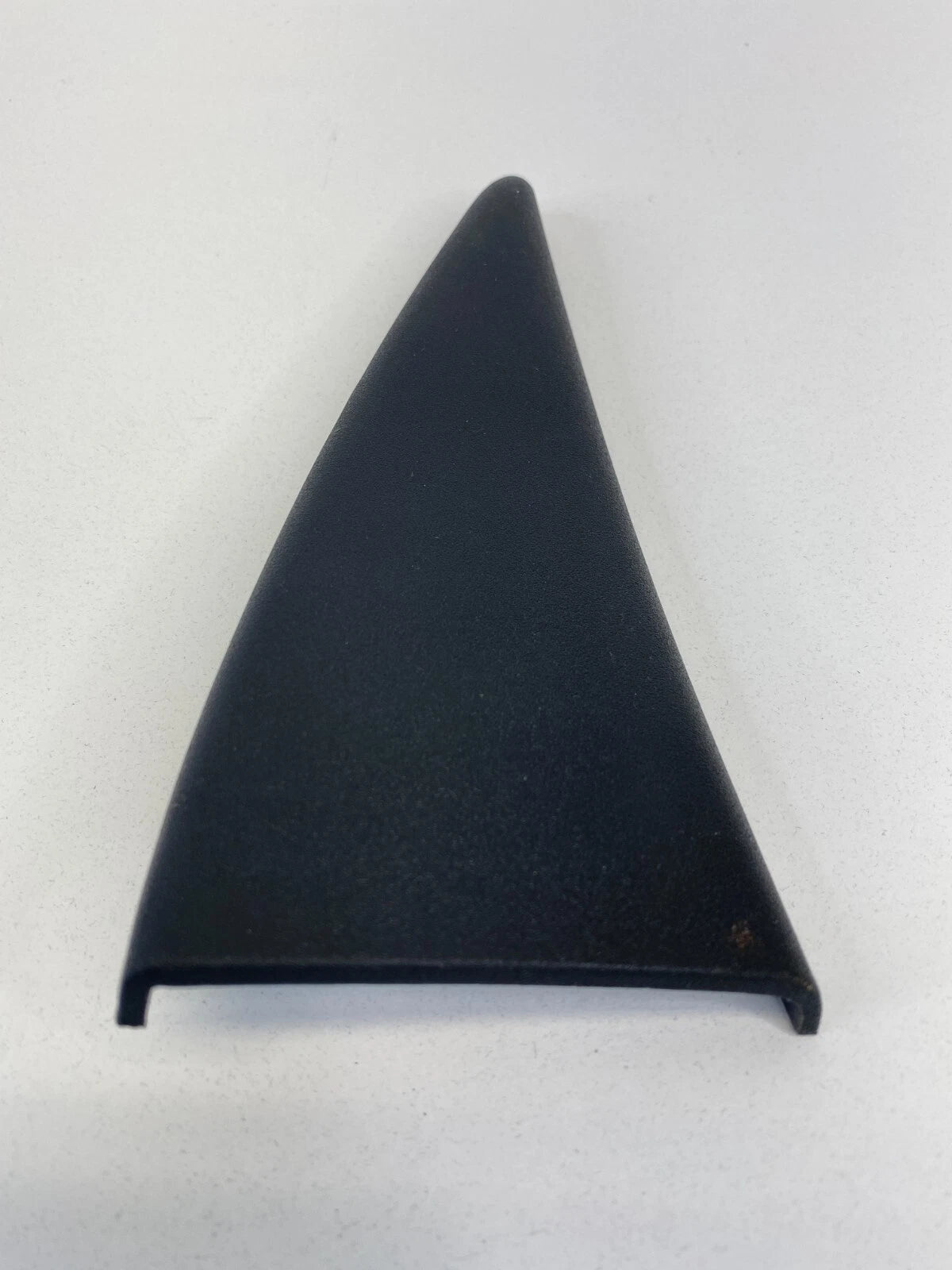 08-11 FORD FOCUS REAR LEFT SIDE INNER CORNER COVER TRIM MOLDING 8S4354254K06