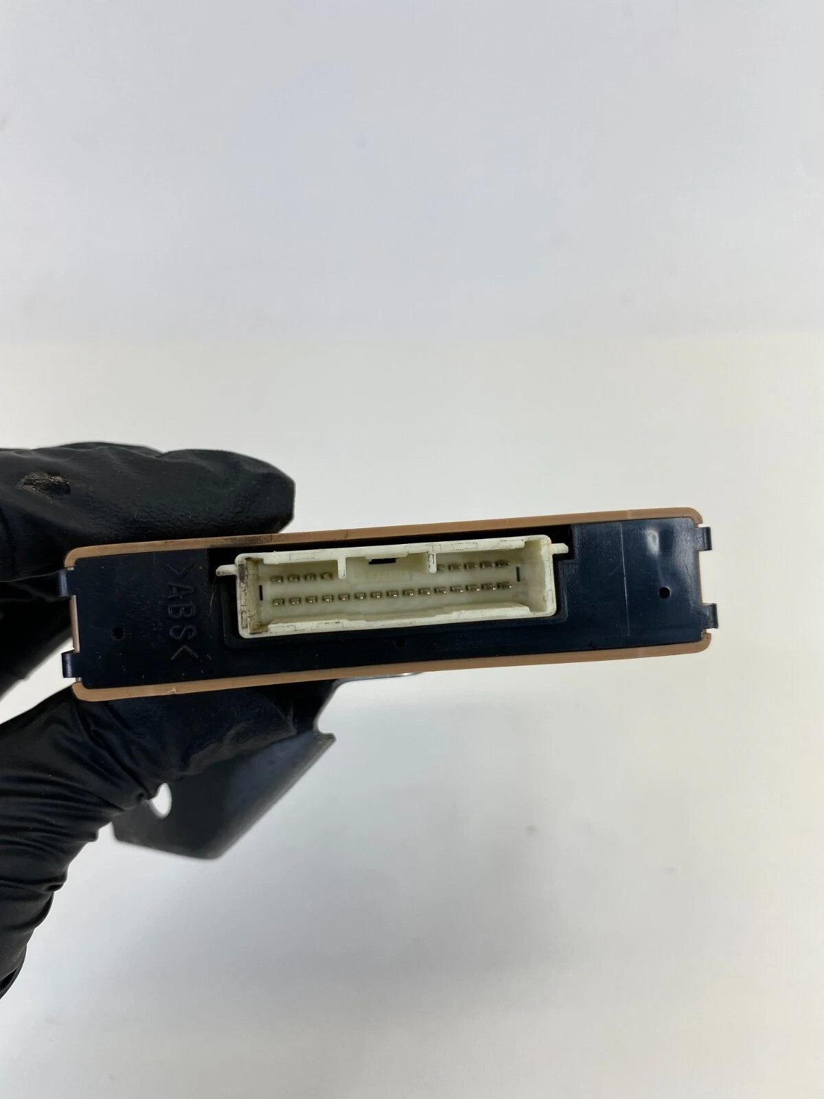 06-09 TOYOTA PRIUS MULTIPLEX NETWORK GATEWAY ECU MODULE COMPUTER OEM 89111-47050