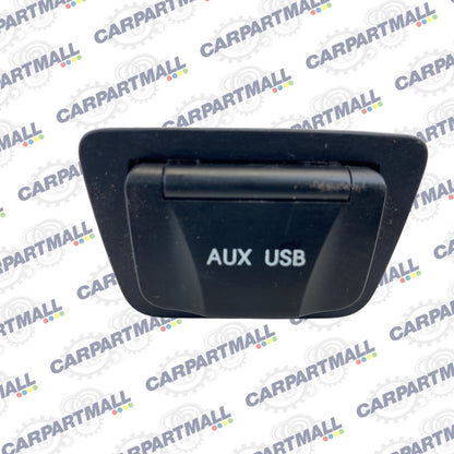 13-15 Hyundai Santa Fe Sport USB AUX Auxiliary Jack Socket Port 96121-2W500 OEM
