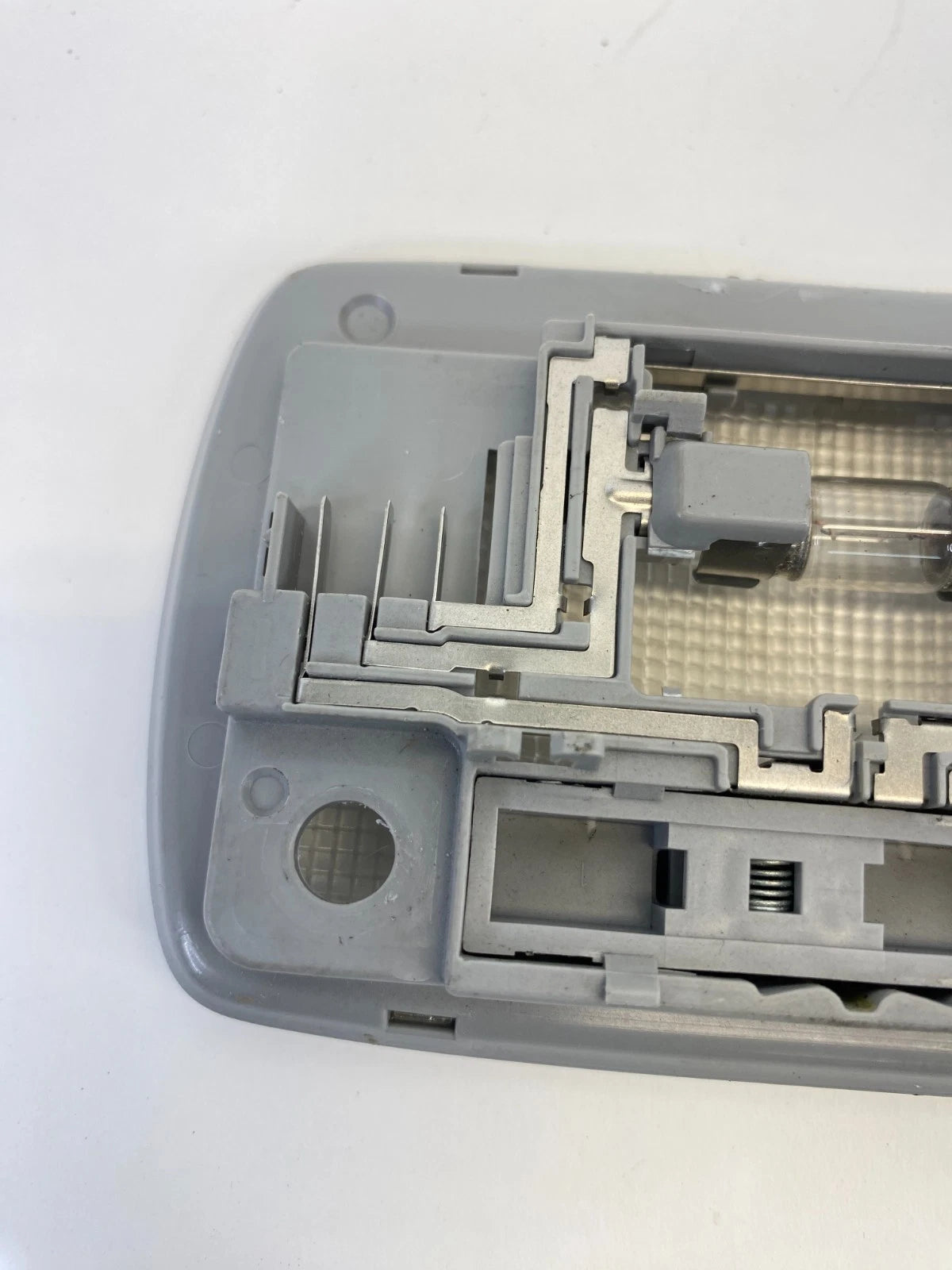 2005-2010 HONDA ODYSSEY OVERHEAD REAR CENTER DOME ROOF MAP LIGHT LAMP OEM