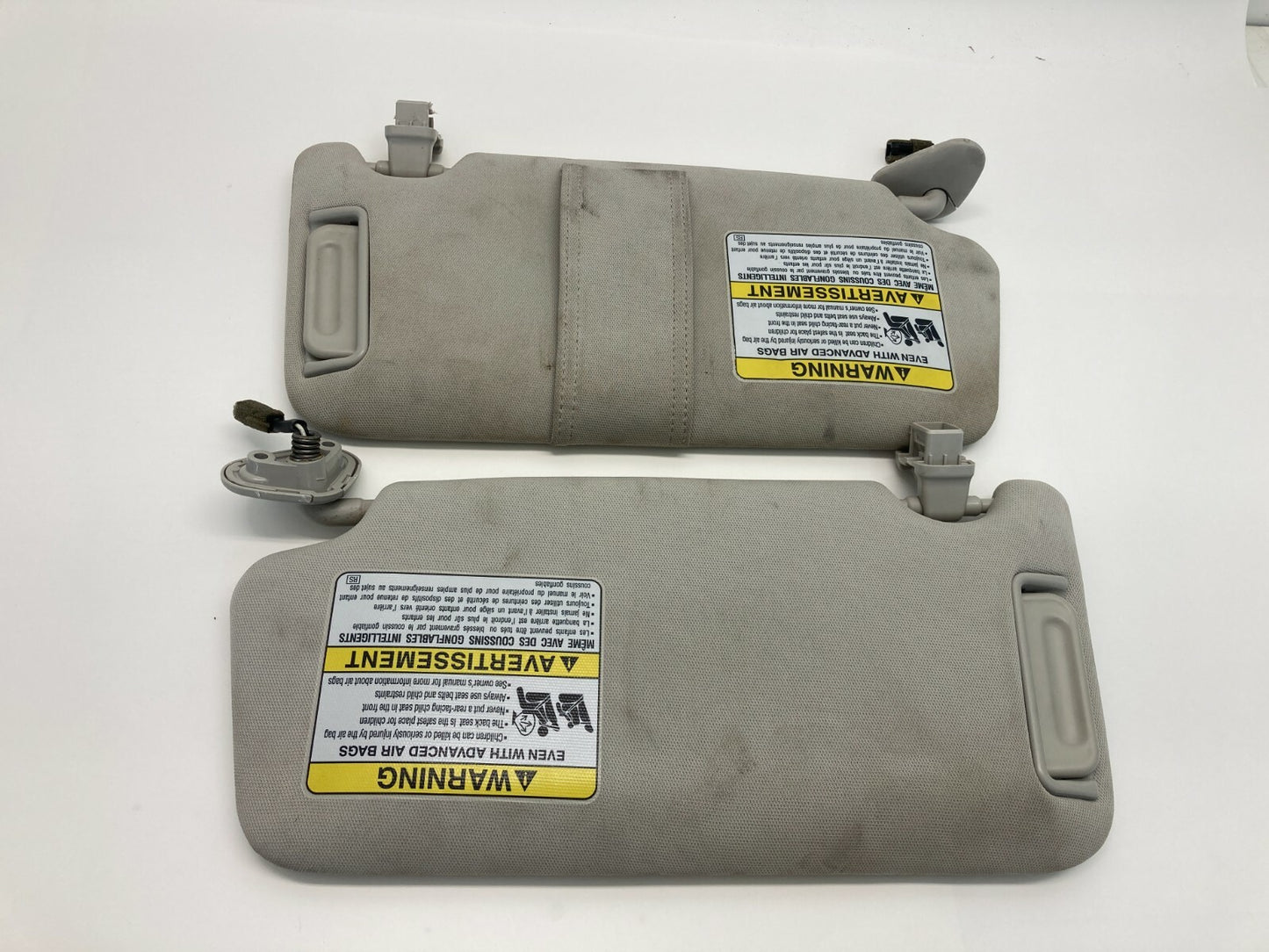 2010-2014 Subaru Outback Legacy Sunvisor Sun Visor t Set Left & Right w/ Clips