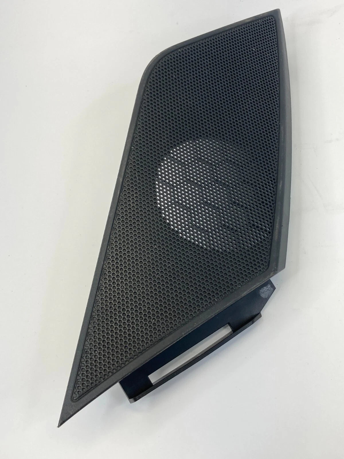 2009-2014 NISSAN MURANO RIGHT SIDE DASH SPEAKER GRILLE COVER 28176-1AA0A OEM