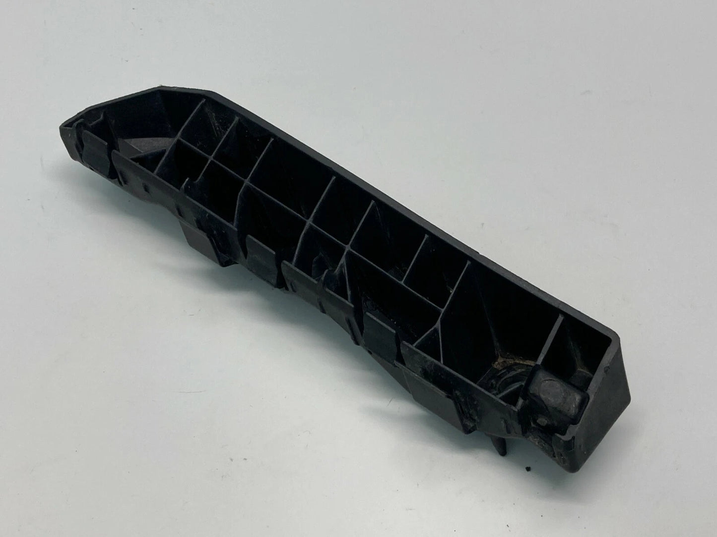 2011 2012 2013 KIA OPTIMA FRONT LEFT BUMPER BRACKET SIDE RETAINER 86513-2T000