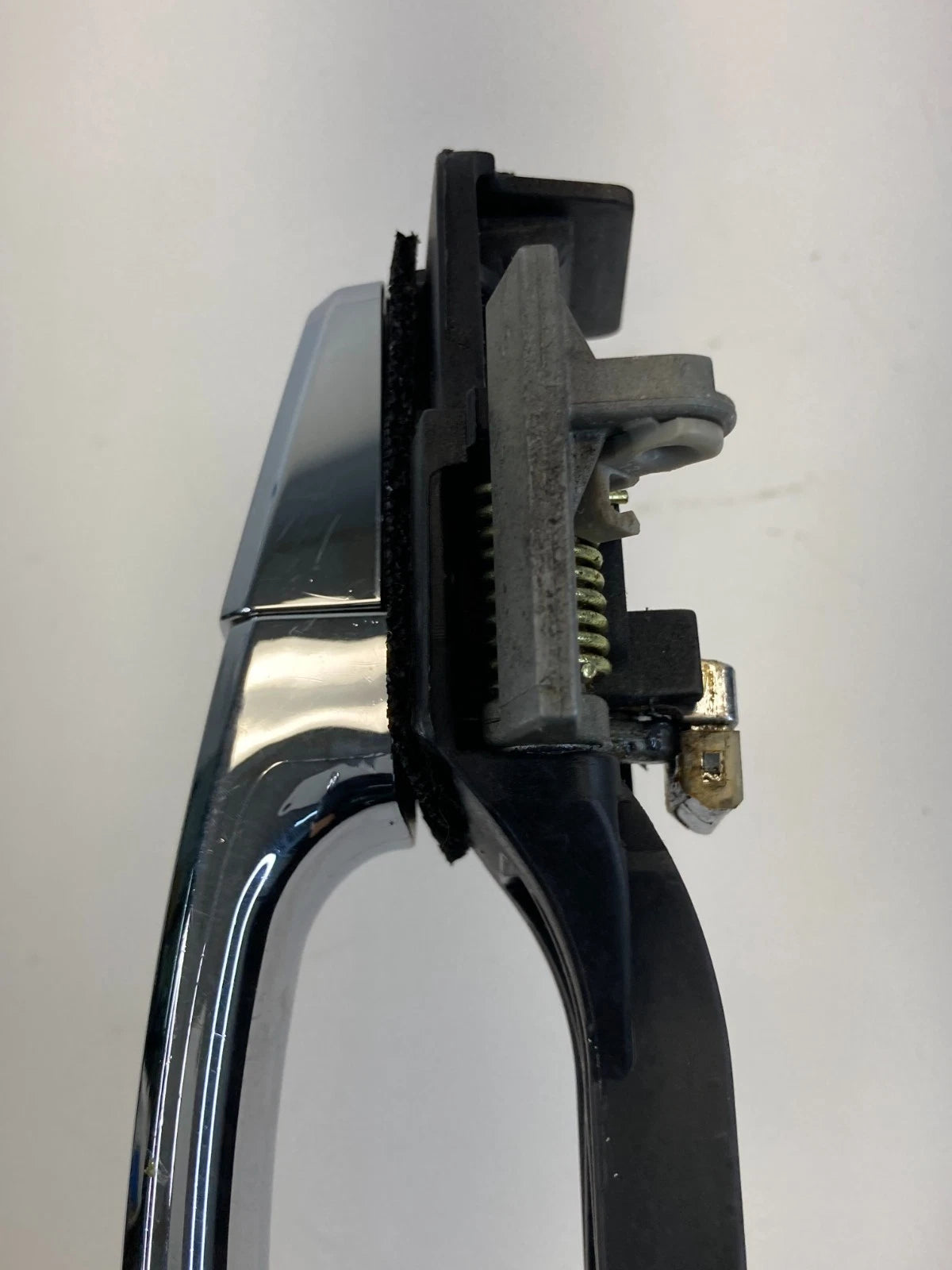2012-2015 CHEVROLET CAPTIVA SPORT FRONT RIGHT CHROME EXTERIOR DOOR HANDLE OEM