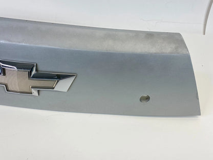 14 15 CHEVROLET SPAR REAR LIFTGATE LICENSE MOLDING W/ HANDLE & LAMP 95956287 OEM