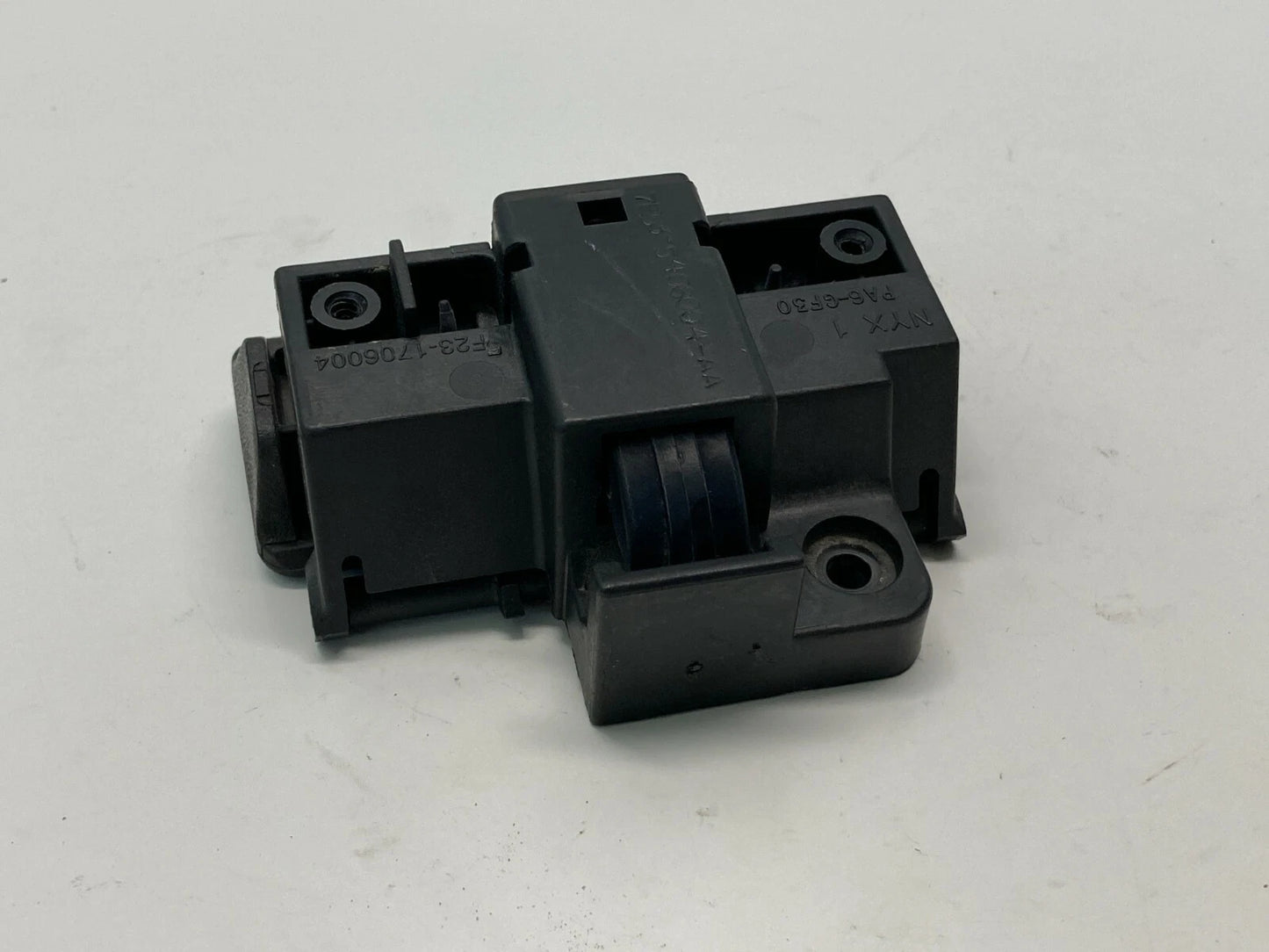 2006-2009 MERCURY MILAN GLOVE BOX COMPARTMENT LOCK LATCH HANDLE 7E53-5406004-AA