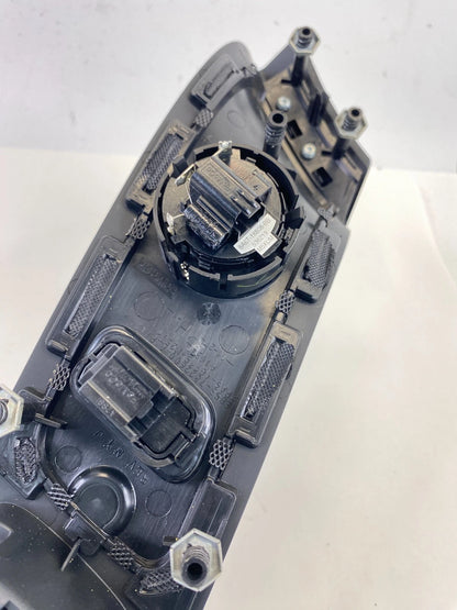 2016-2019 FORD POLICE INTERCEPTOR UTILITY FRONT RIGHT SIDE INTERIOR DOOR HANDLE