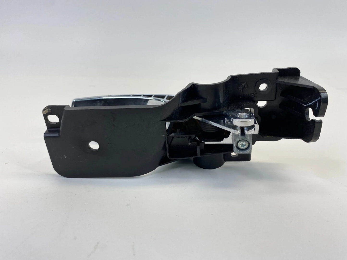 11-16 CHRYSLER TOWN & COUNTRY FRONT RIGHT INTERIOR DOOR HANDLE 68066552AA OEM