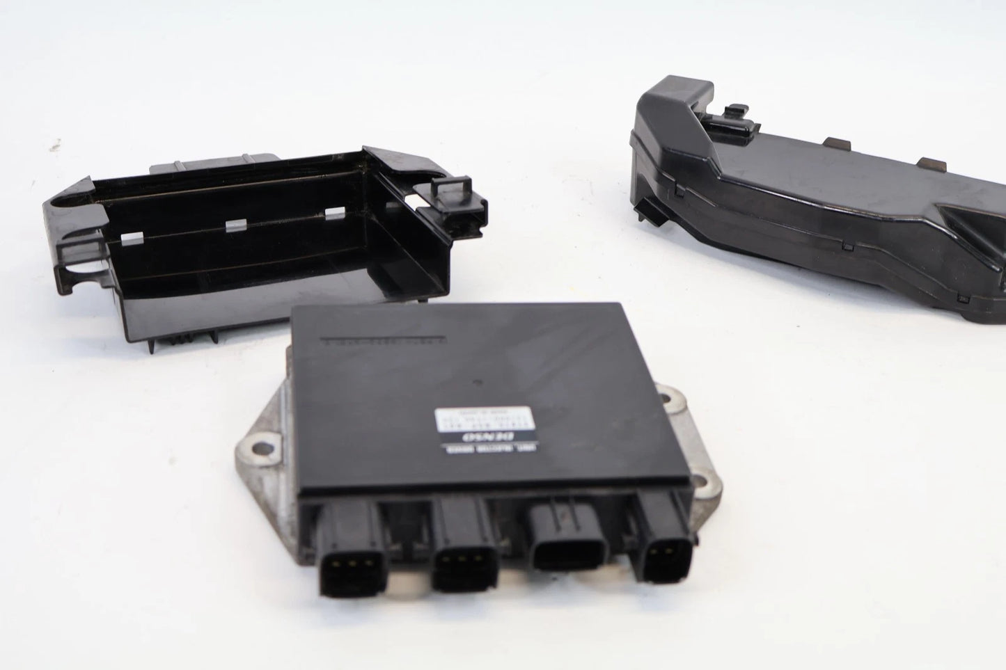 2016-2020 HONDA PILOT 3.5L INJECTOR DRIVER UNIT MODULE 37815-R9P-A01 OEM