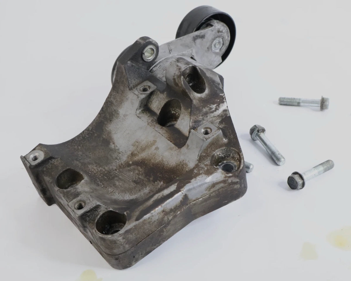 2004-2008 ACURA TL 3.5L A/C COMPRESSOR MOUNTING BRACKET WITH BELT TENSIONER OEM