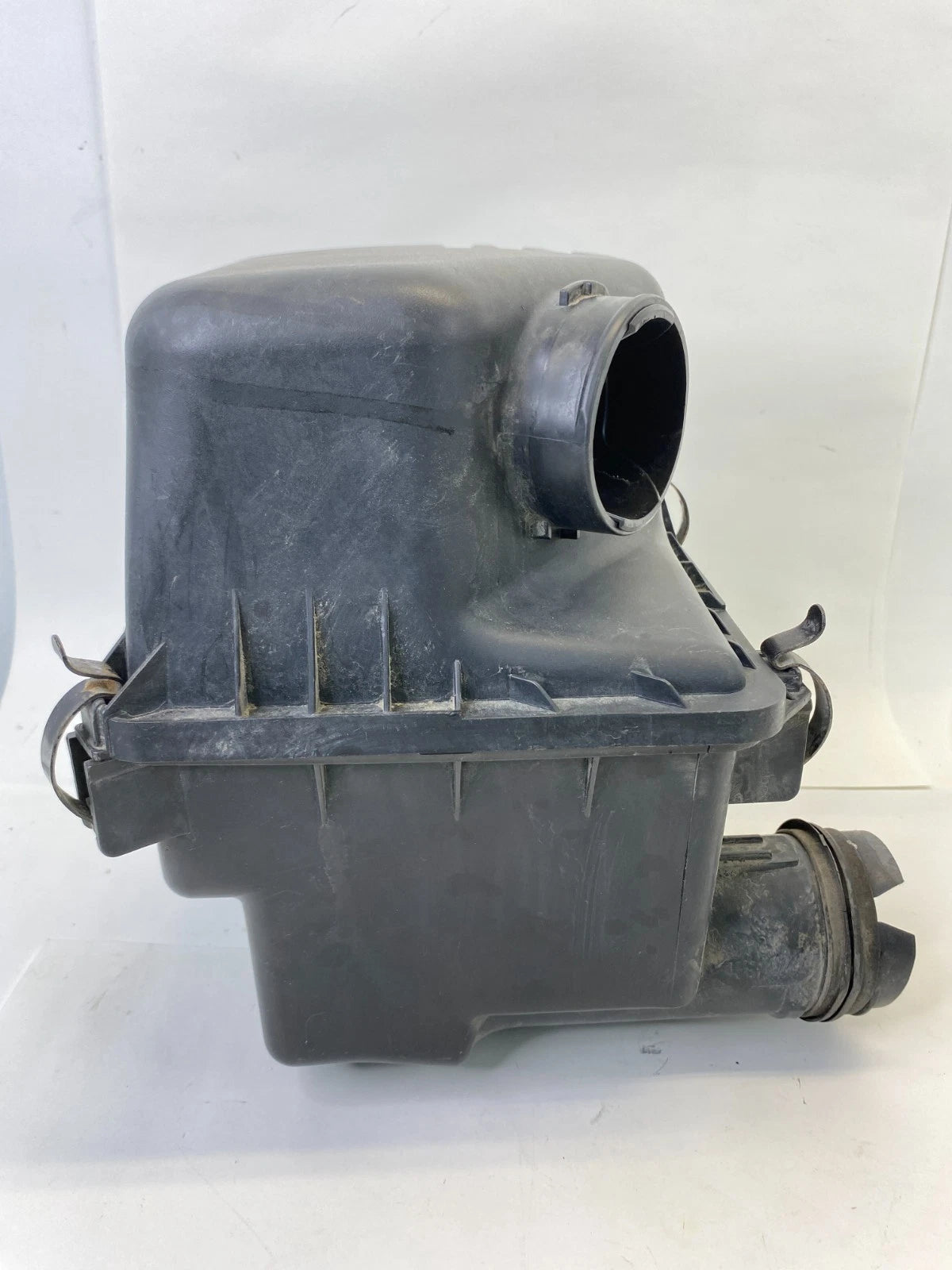 2010-2013 KIA FORTE 2.0L AIR CLEANER FILTER BOX HOUSING 28110-1M400 OEM