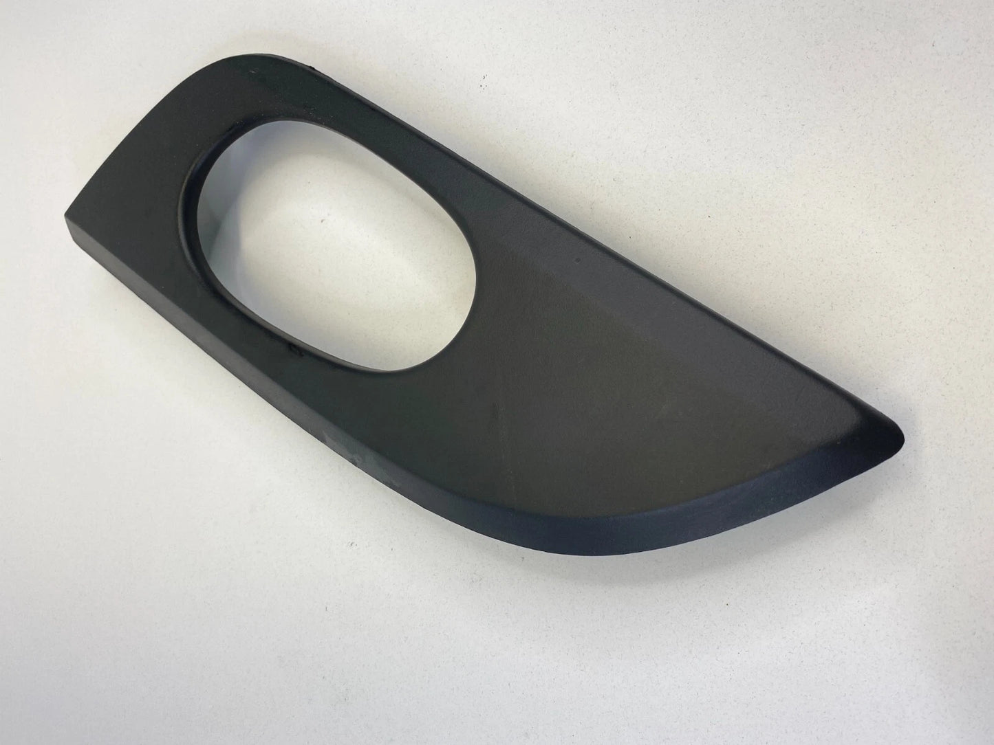 2005-2009 SAAB 9-7X FRONT RIGHT INTERIOR DOOR HANDLE BEZEL TRIM 15146092 OEM