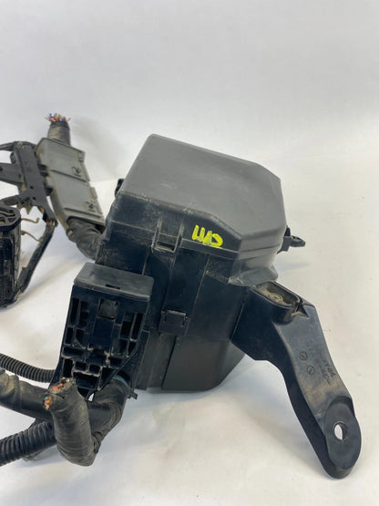 2010-2013 SUZUKI KIZASHI SE ENGINE FUSE BOX JUNCTION BLOCK UNIT 36068-57L60 OEM