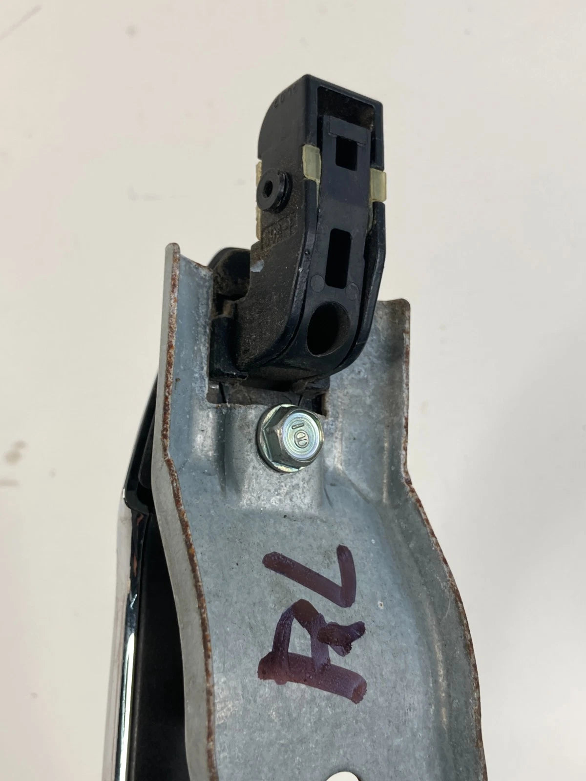 2008-2012 HONDA ACCORD CROSSTOUR REAR LEFT EXTERIOR DOOR HANDLE ASSEMBLY OEM