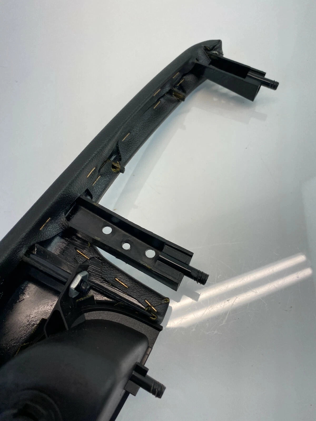 2003-2006 JAGUAR S-TYPE REAR LEFT SIDE DOOR ARMREST ARM REST PANEL TRIM RR LH