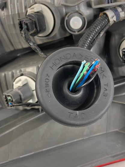 2010 2011 HONDA ACCORD CROSSTOUR REAR LEFT DRIVER TAIL LIGHT LAMP ASSY OEM