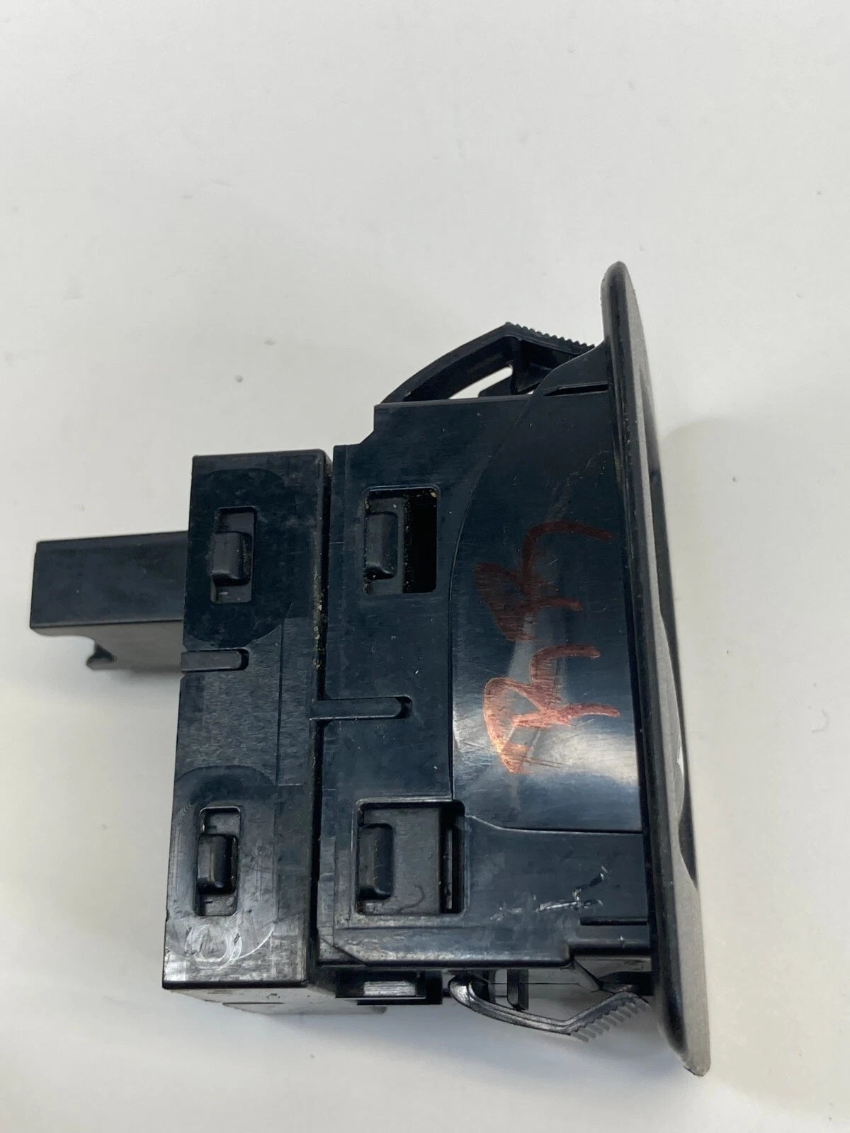 2011-2013 BMW X3 REAR RIGHT PASSENGER SIDE DOOR POWER WINDOW CONTROL SWITCH OEM