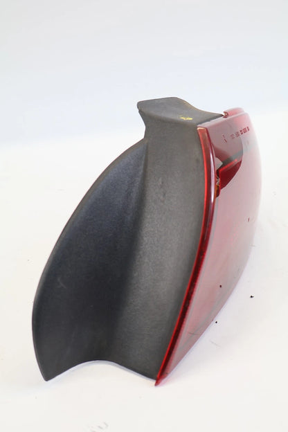 2000-2002 PONTIAC SUNFIRE COUPE 2 DOOR RIGHT SIDE TAIL LIGHT OUTER TAILLIGHT OEM