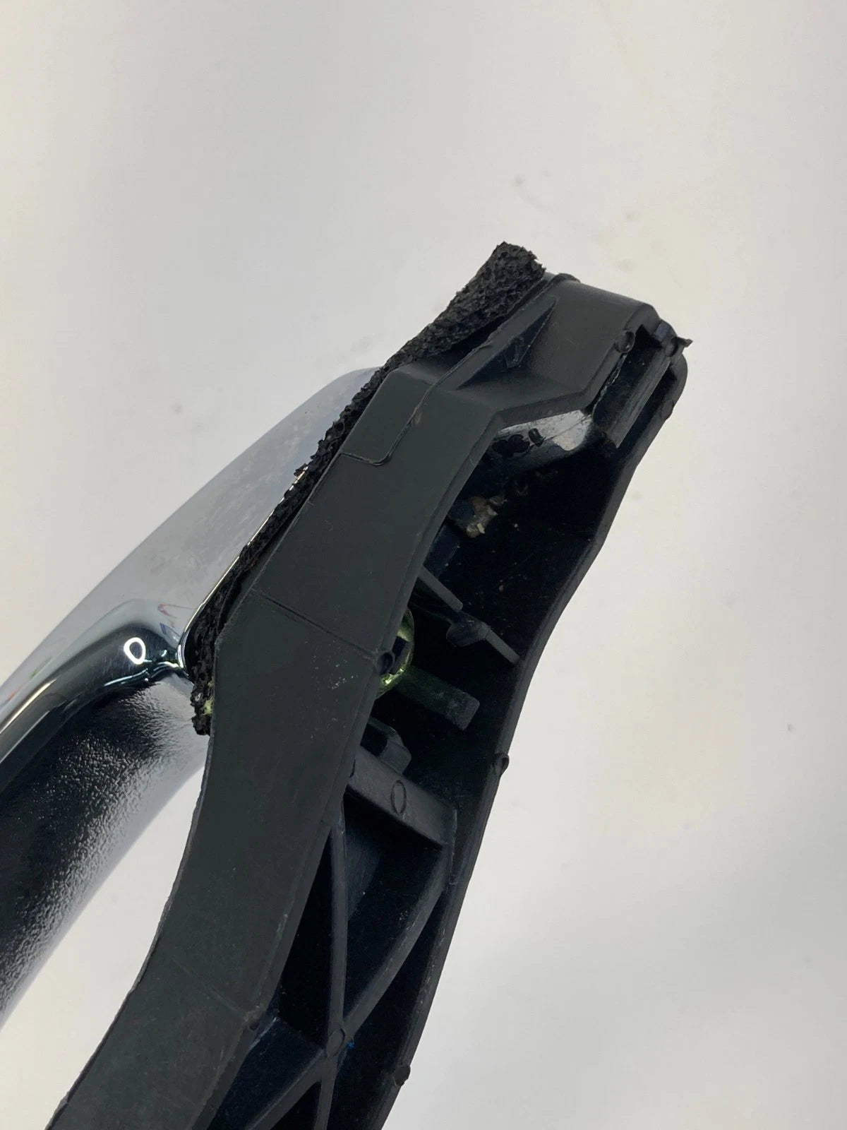2012-2015 CHEVROLET CAPTIVA SPORT REAR RIGHT SIDE EXTERIOR DOOR HANDLE ASSY OEM