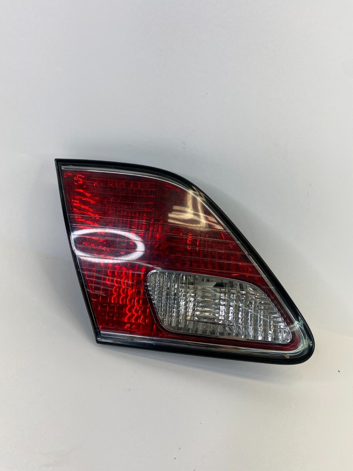 2002 2003 Lexus ES300 Rear Left Driver Side Inner Tail Light Taillight Lamp OEM