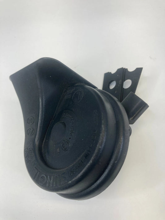 2013-2019 HYUNDAI SANTA FE LOW NOTE HORN ALARM SIREN SIGNAL 96610-2W110 OEM